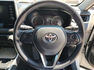 Toyota RAV4 2.0 GX auto - Image 8