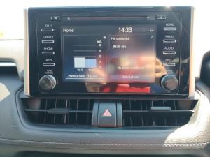 Toyota RAV4 2.0 GX auto - Image 13