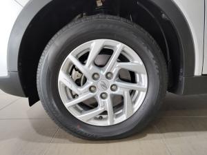 Mahindra XUV300 1.5TD W6 - Image 20