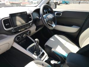 Hyundai Venue 1.2 Premium - Image 7