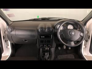 Nissan NP200 1.6i safety pack (aircon) - Image 6