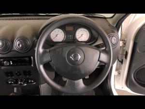 Nissan NP200 1.6i safety pack (aircon) - Image 8