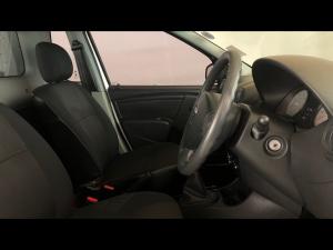 Nissan NP200 1.6i safety pack (aircon) - Image 10