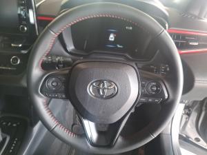 Toyota Corolla Cross 1.8 Hybrid GR-Sport - Image 8