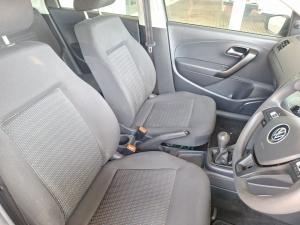Volkswagen Polo Vivo hatch 1.4 Trendline - Image 14