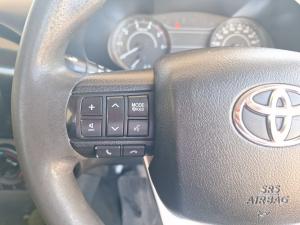 Toyota Hilux 2.4GD-6 4x4 SRX - Image 9