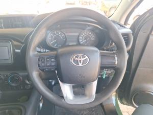 Toyota Hilux 2.4GD-6 4x4 SRX - Image 15