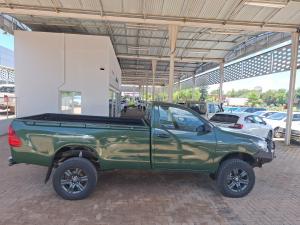 Toyota Hilux 2.4GD-6 4x4 SRX - Image 3