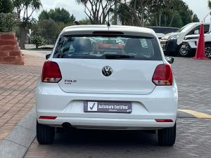 Volkswagen Polo Vivo hatch 1.4 Trendline - Image 5