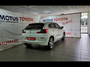 Toyota Starlet 1.5 XR manual - Image 2