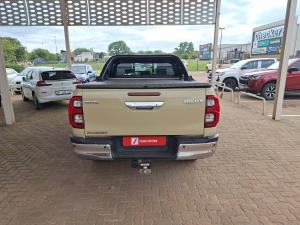 Toyota Hilux 2.8GD-6 double cab Raider auto - Image 5