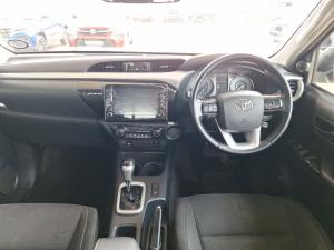 Toyota Hilux 2.8GD-6 double cab Raider auto - Image 6