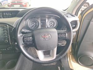 Toyota Hilux 2.8GD-6 double cab Raider auto - Image 8