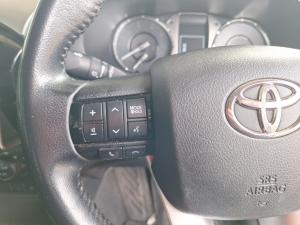 Toyota Hilux 2.8GD-6 double cab Raider auto - Image 9