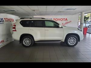 Toyota Land Cruiser Prado 3.0DT VX - Image 3