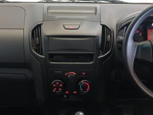 Isuzu D-Max Gen 6 250c single cab Fleetside - Image 13