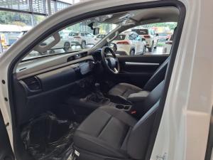 Toyota Hilux 2.4 GD-6 SR 4X4S/C - Image 7