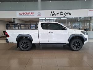 Toyota Hilux 2.8 GD-6 RB Legend 4X4 automaticE/CAB - Image 3