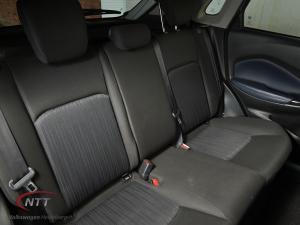 Suzuki Baleno 1.5 GLX - Image 15