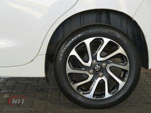 Suzuki Baleno 1.5 GLX - Image 9