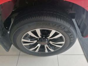 Isuzu D-MAX 250 HO X-RIDER automatic D/C - Image 10