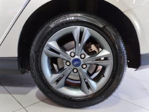 Ford Focus hatch 1.0T Ambiente - Image 11