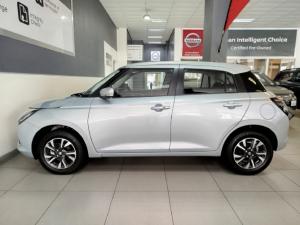 Suzuki Swift 1.2 GLX auto - Image 5