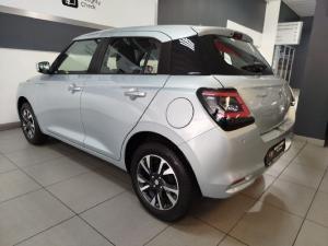 Suzuki Swift 1.2 GLX auto - Image 6