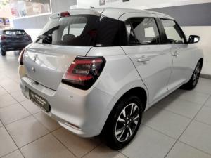 Suzuki Swift 1.2 GLX auto - Image 8