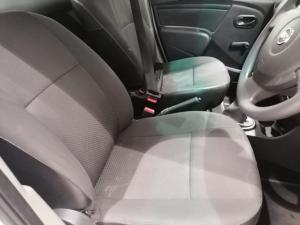 Nissan NP200 1.6i safety pack (aircon) - Image 7