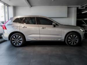 Volvo XC60 B5 AWD Plus Bright - Image 3