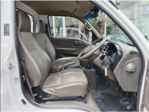 Hyundai H-100 Bakkie 2.6D deck - Image 9