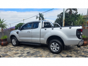 Ford Ranger 2.2TDCi SuperCab Hi-Rider - Image 3