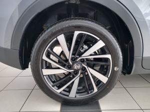 MG ZS Pro 1.5T Luxury - Image 8