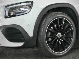 Mercedes-Benz GLB GLB220d 4Matic Progressive - Image 5