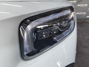 Mercedes-Benz GLB GLB220d 4Matic Progressive - Image 6