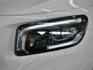 Mercedes-Benz GLB GLB220d 4Matic Progressive - Image 6
