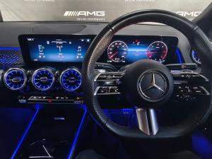 Mercedes-Benz GLB GLB220d 4Matic Progressive - Image 11