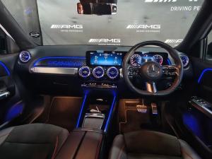 Mercedes-Benz GLB GLB220d 4Matic Progressive - Image 17