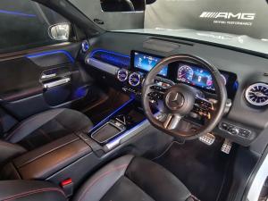 Mercedes-Benz GLB GLB220d 4Matic Progressive - Image 18