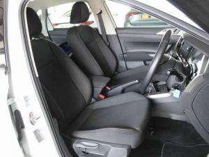 Volkswagen Polo hatch 1.0TSI Comfortline - Image 15
