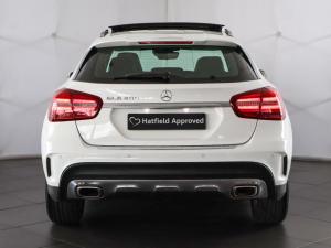 Mercedes-Benz GLA GLA200 - Image 10