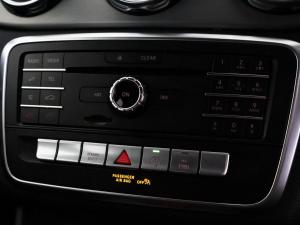 Mercedes-Benz GLA GLA200 - Image 26