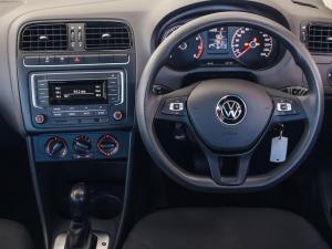 Volkswagen Polo Vivo hatch 1.6 Comfortline auto - Image 16