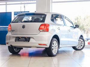 Volkswagen Polo Vivo hatch 1.6 Comfortline auto - Image 8