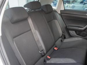 Volkswagen Polo hatch 1.0TSI Life manual - Image 9