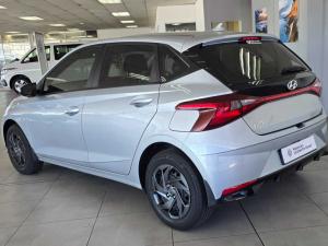 Hyundai i20 1.4 Motion auto - Image 4
