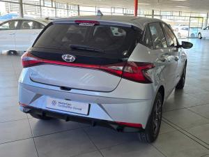 Hyundai i20 1.4 Motion auto - Image 5
