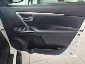 Toyota Fortuner 2.8GD-6 Raised Body automatic - Image 10