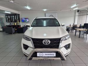 Toyota Fortuner 2.8GD-6 Raised Body automatic - Image 3